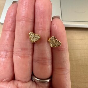 Gold Heart Stud Earrings 💛💛